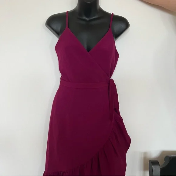 DRESS THE POPULATION Delphine Crepe Wrap Midi Dress dark magenta v neck elegant - Picture 3 of 8